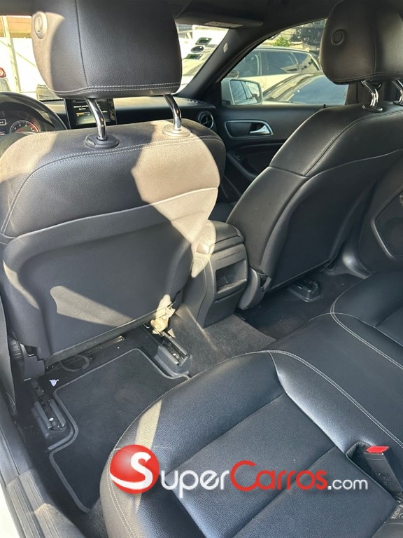 2016 Mercedes-Benz Clase GLA 250 4 Matic — foto 8 / 12