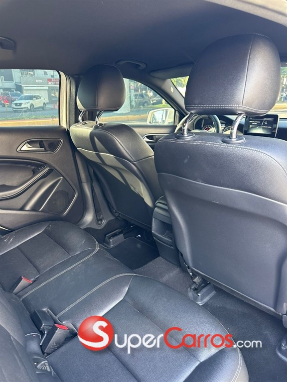 2016 Mercedes-Benz Clase GLA 250 4 Matic — foto 9 / 12