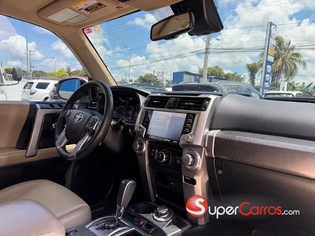 2021 Toyota 4 Runner SR5 Premium — foto 7 / 12