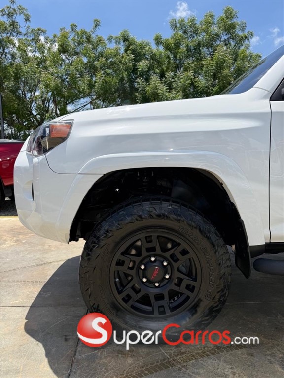 2021 Toyota 4 Runner SR5 Premium — foto 11 / 12