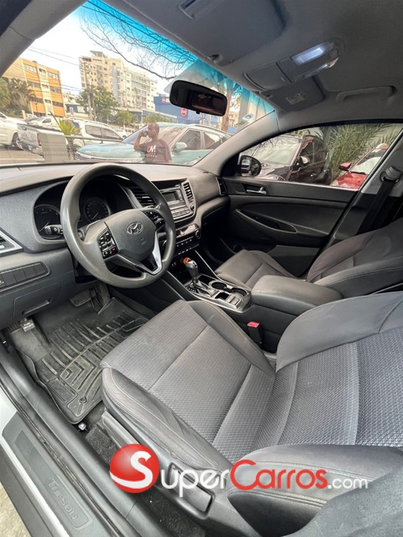 2017 Hyundai Tucson — foto 4 / 10