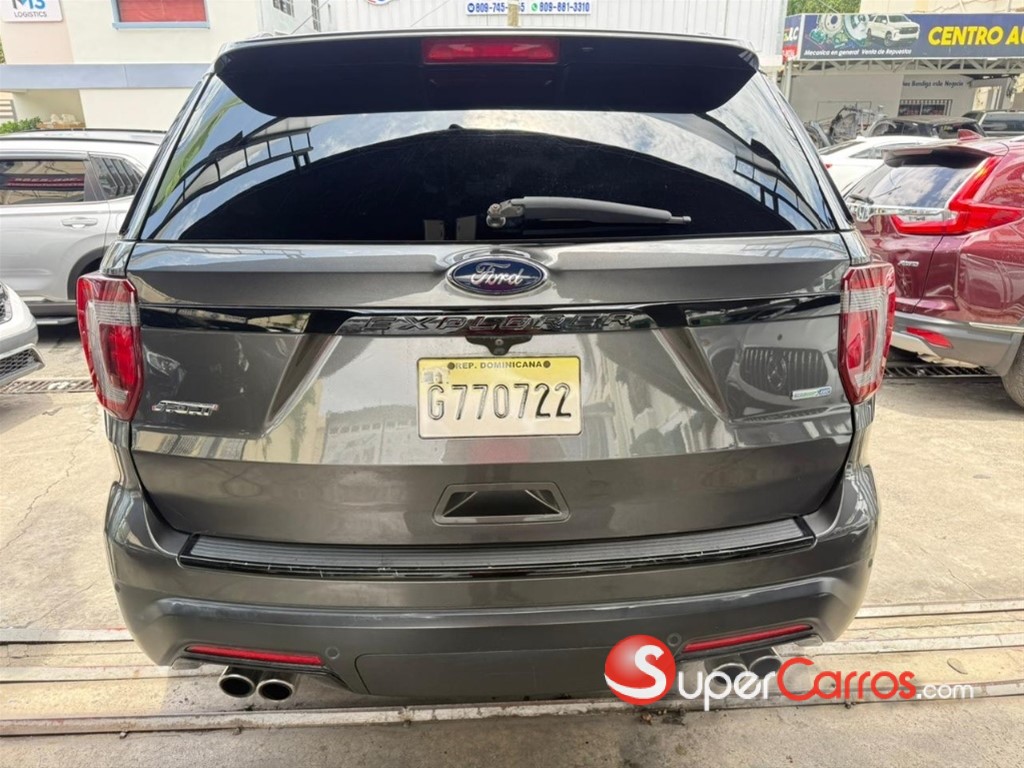 2018 Ford Explorer Sport — foto 3 / 10