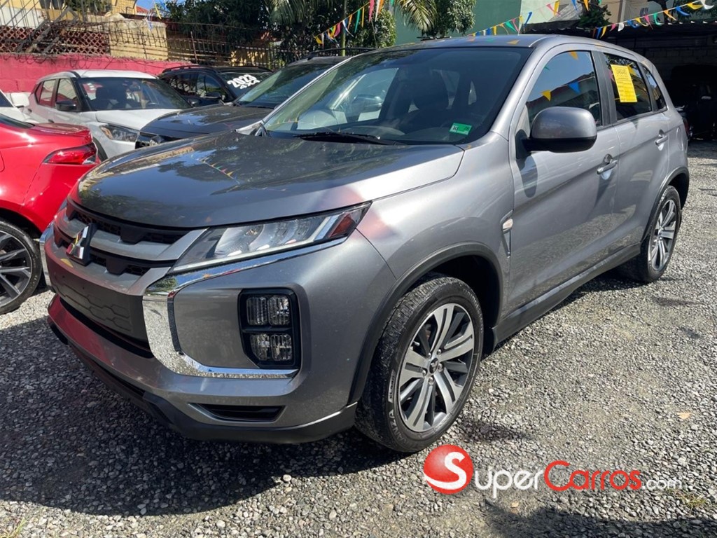 2022 Mitsubishi Motors Outlander SE — foto 3 / 11