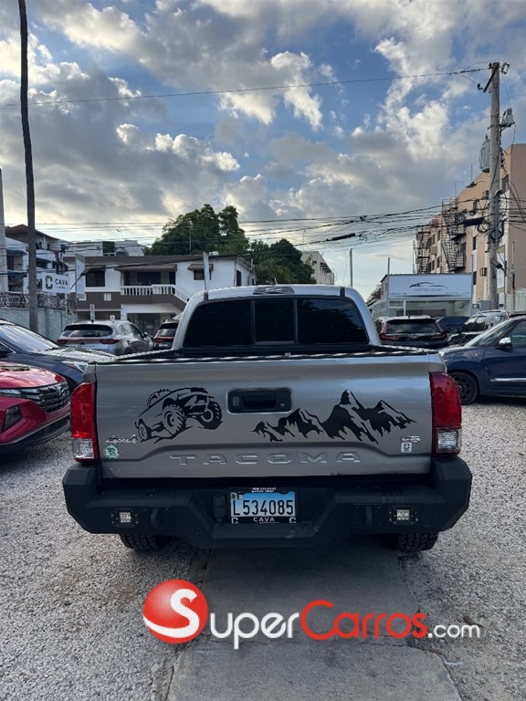 2020 Toyota Tacoma SR5 — foto 5 / 10