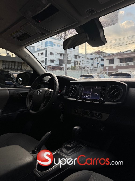 2020 Toyota Tacoma SR5 — foto 9 / 10