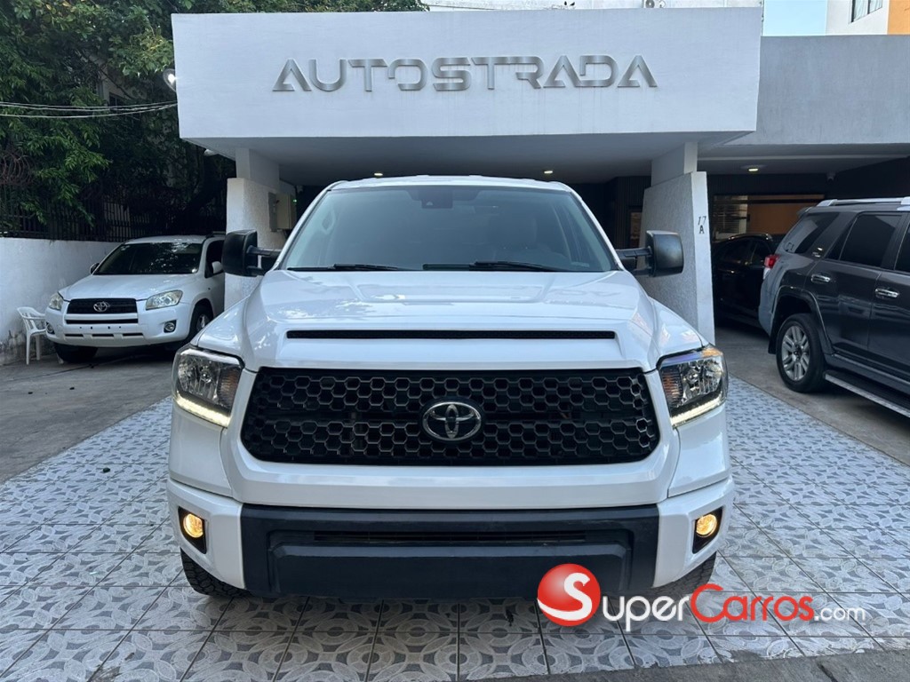 2020 Toyota Tundra SR5 — foto 6 / 6