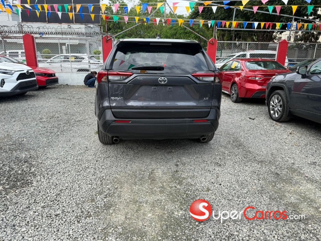 2024 Toyota RAV4 LE — foto 4 / 11