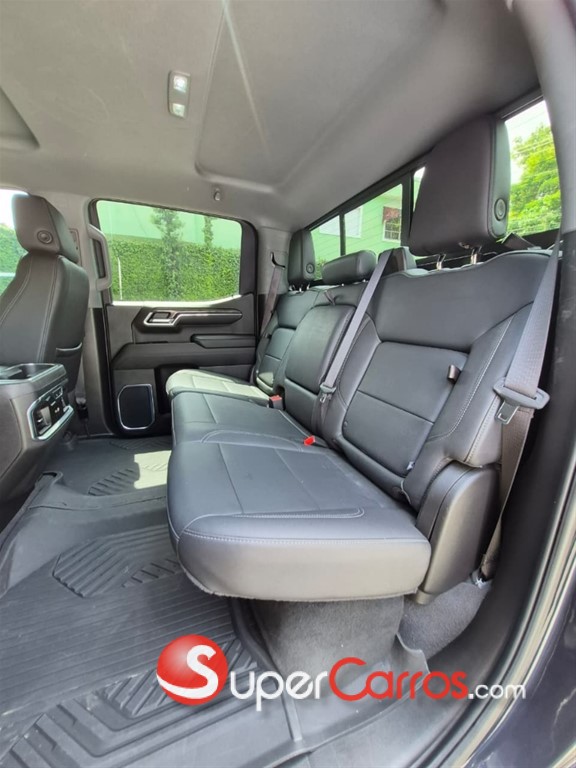 2024 Chevrolet Silverado 1500 LTZ Duramax — foto 10 / 12