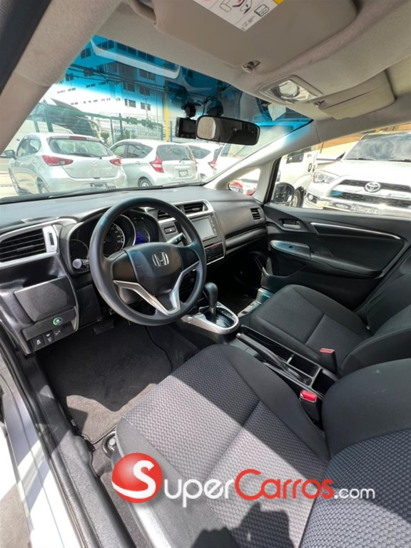 2020 Honda Fit — foto 10 / 12