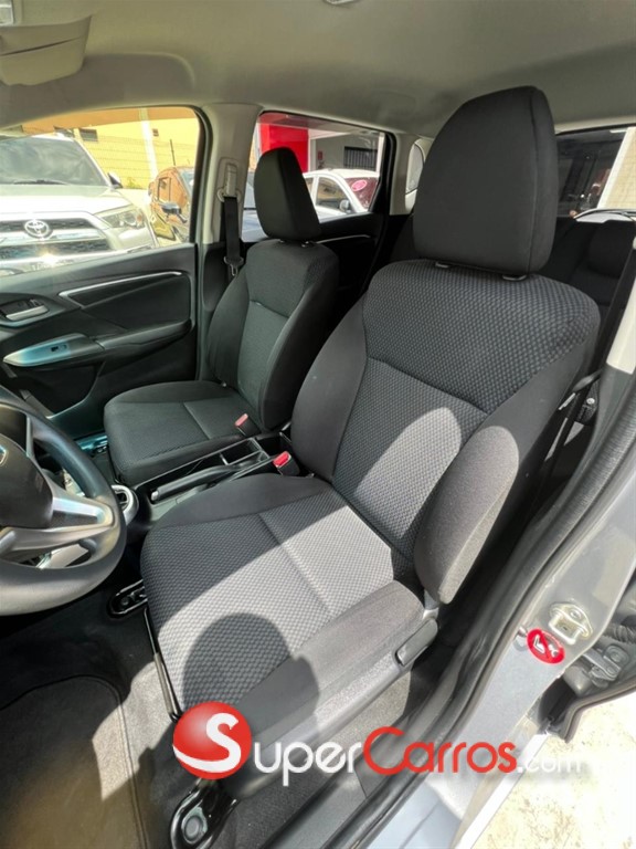 2020 Honda Fit — foto 11 / 12