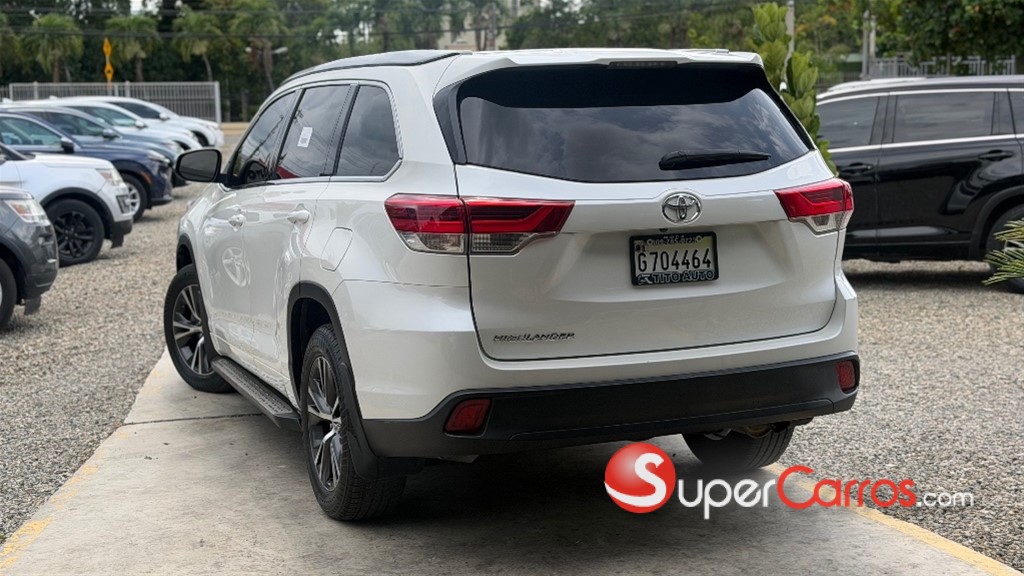 2018 Toyota Highlander — foto 2 / 8