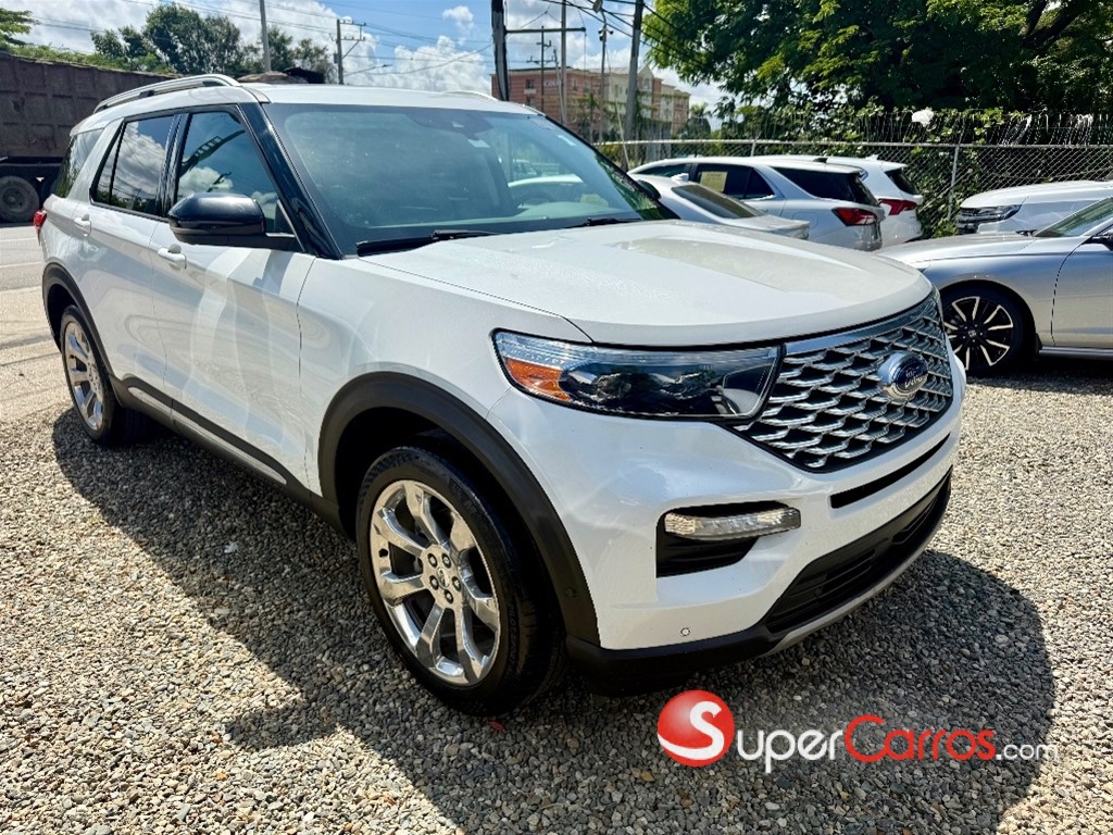 2020 Ford Explorer Platinum — foto 2 / 12