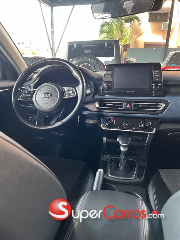 2021 Kia Seltos — foto 4 / 9