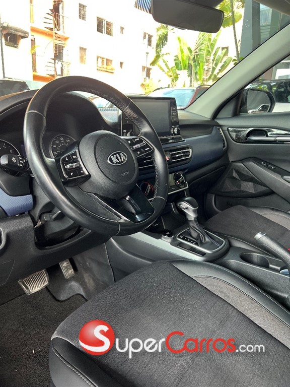 2021 Kia Seltos — foto 6 / 9