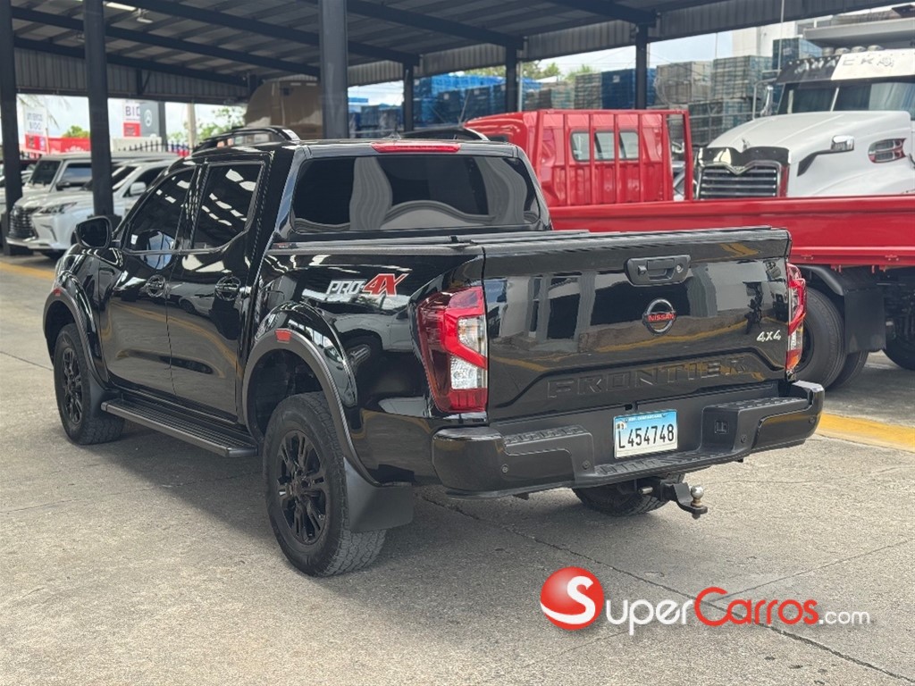2023 Nissan Frontier Pro-4X — foto 7 / 11