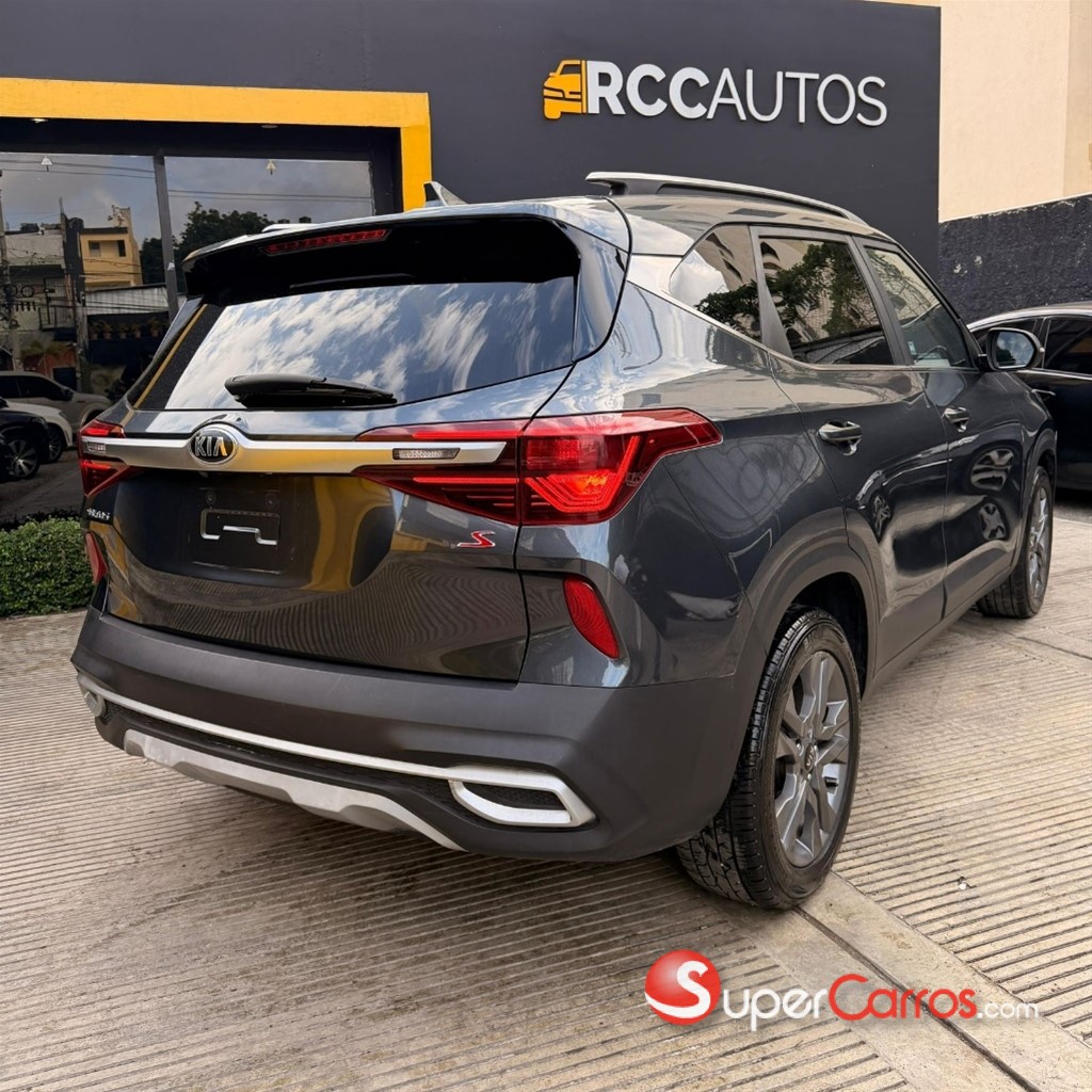 2021 Kia Seltos LX — foto 8 / 10