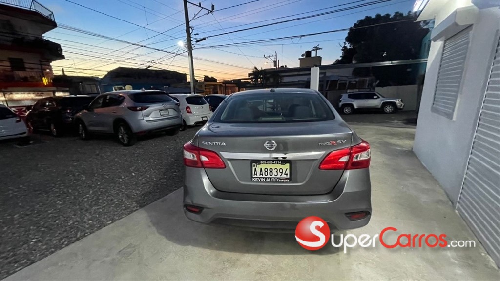 2019 Nissan Sentra SV — foto 7 / 9