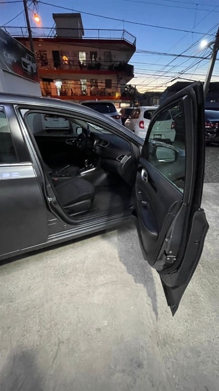 2019 Nissan Sentra SV — foto 9 / 9