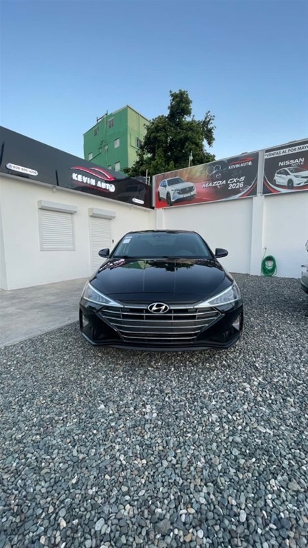 2020 Hyundai Elantra SE — foto 2 / 10