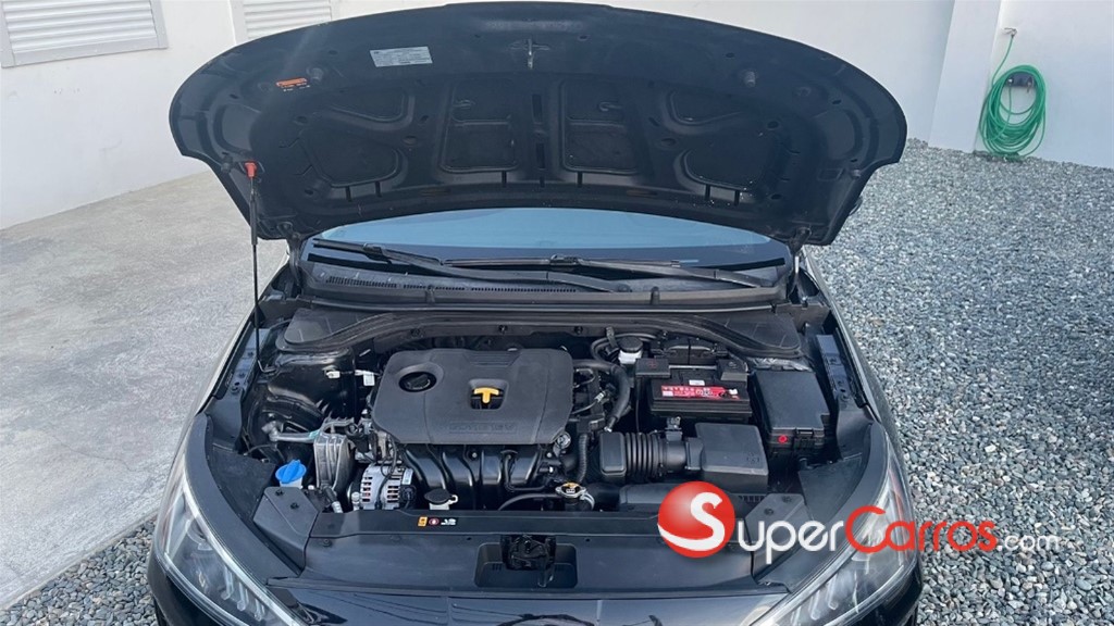 2020 Hyundai Elantra SE — foto 5 / 10