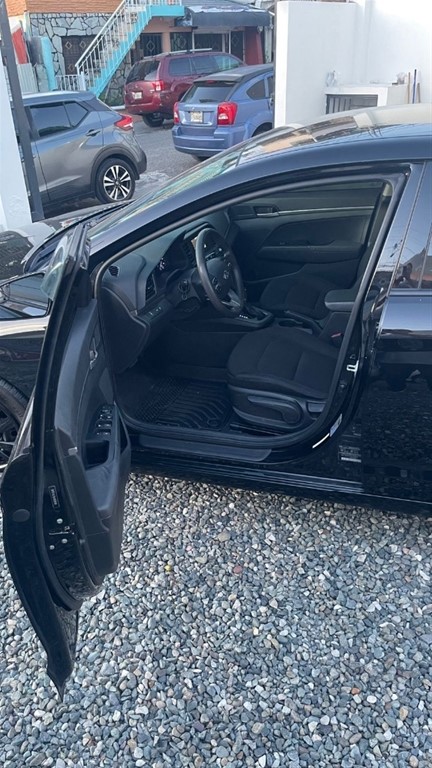 2020 Hyundai Elantra SE — foto 10 / 10