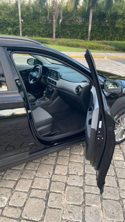 2020 Hyundai KONA SEL — foto 8 / 10