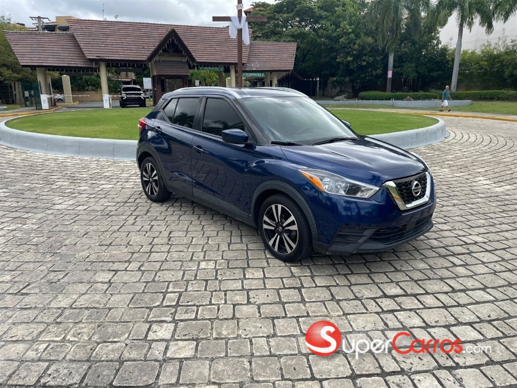 2020 Nissan Kicks SV