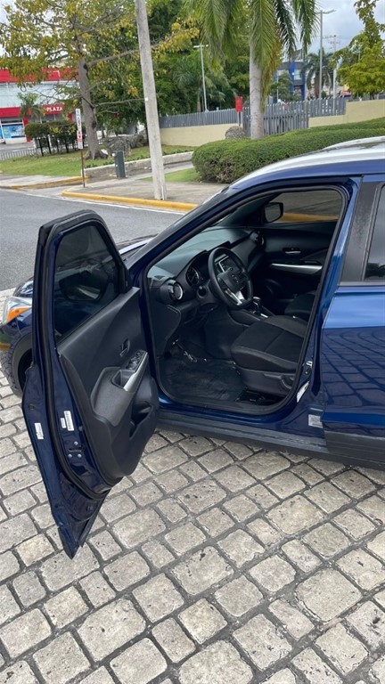 2020 Nissan Kicks SV — foto 5 / 10