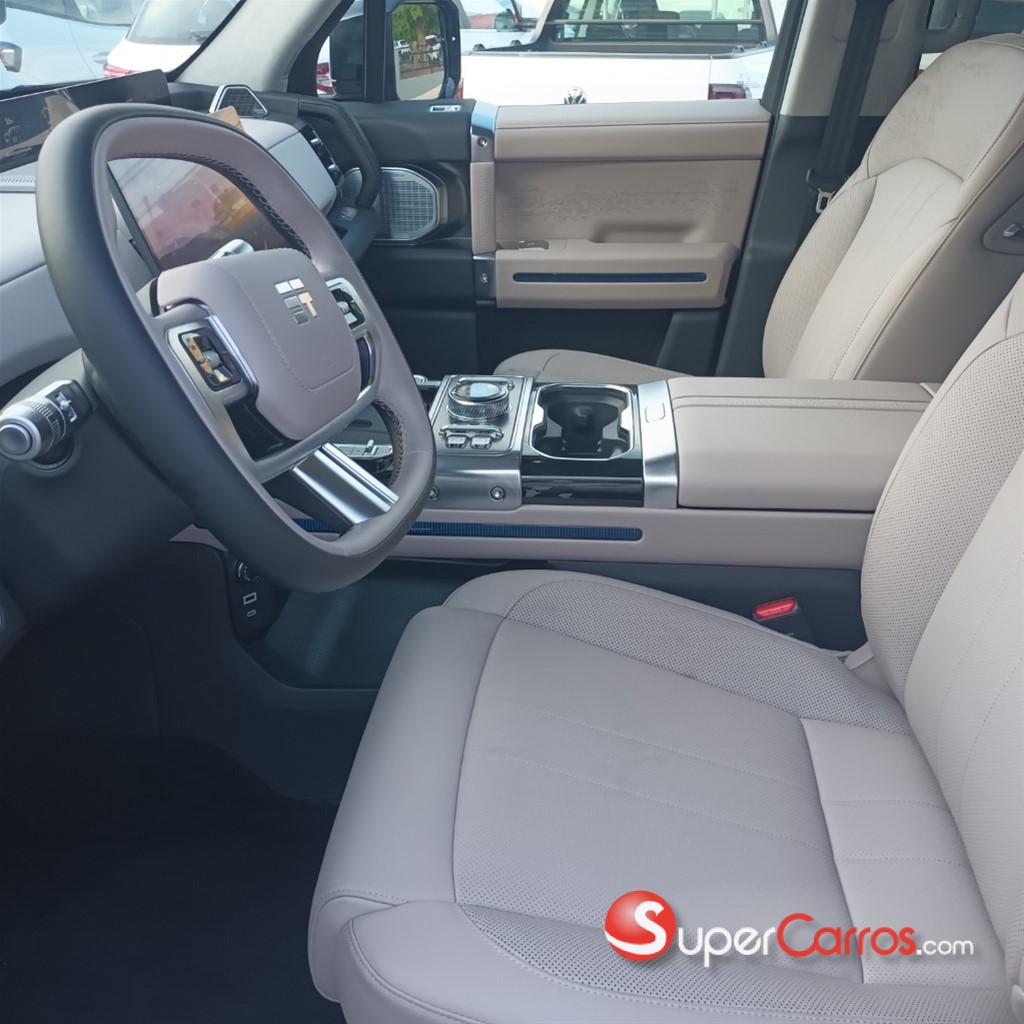 2027 Jetour G700 — foto 8 / 10