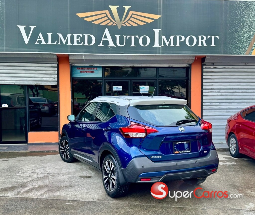2020 Nissan Kicks SR — foto 5 / 12