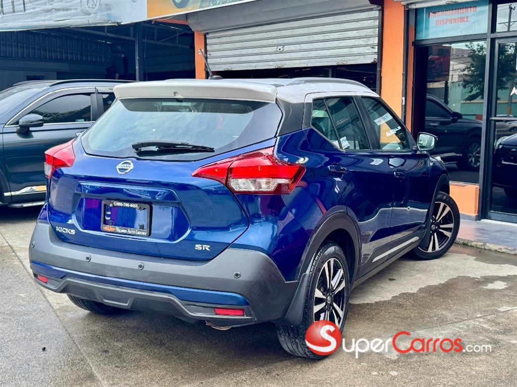2020 Nissan Kicks SR — foto 7 / 12