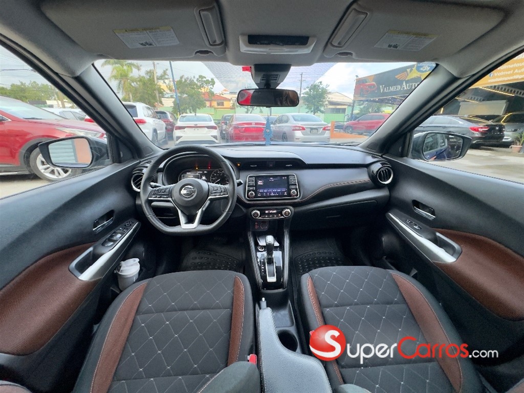 2020 Nissan Kicks SR — foto 9 / 12