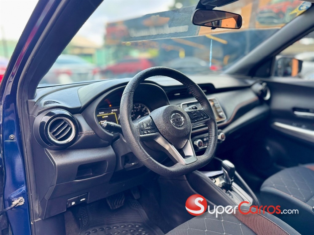 2020 Nissan Kicks SR — foto 10 / 12