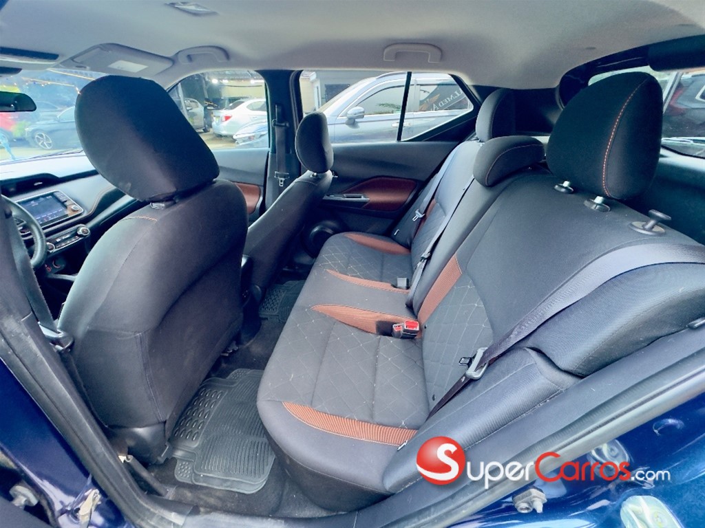 2020 Nissan Kicks SR — foto 11 / 12