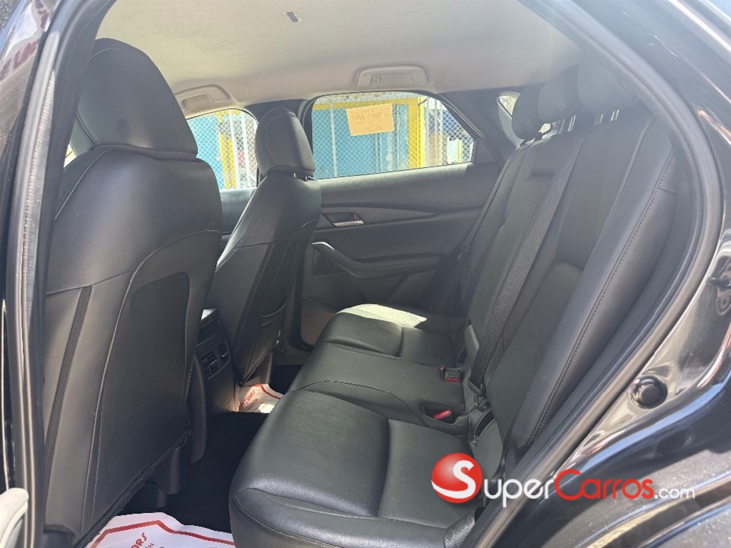 2021 Mazda CX-30 — foto 12 / 12