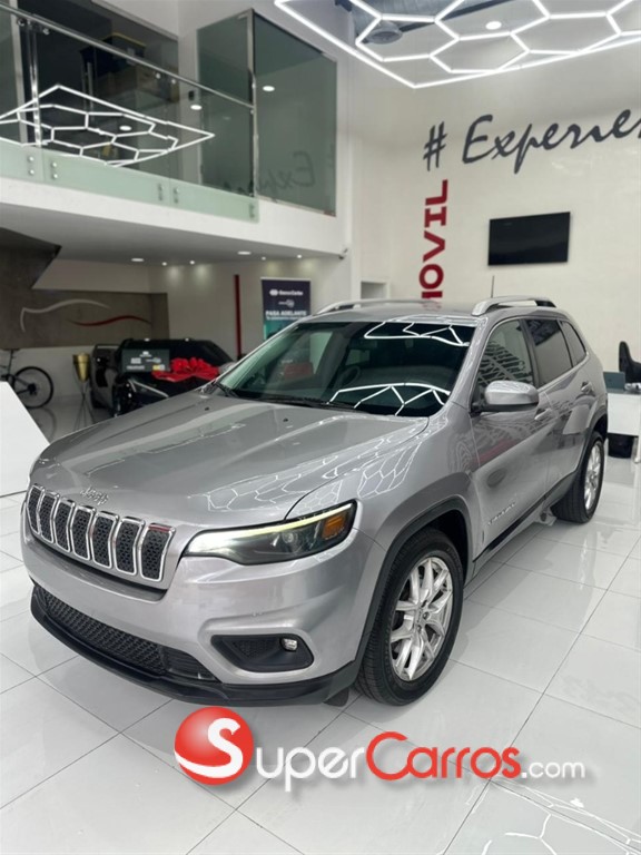2019 Jeep Cherokee Latitude — foto 4 / 12