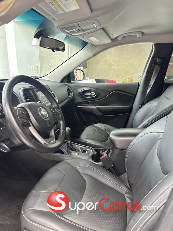 2019 Jeep Cherokee Latitude — foto 10 / 12