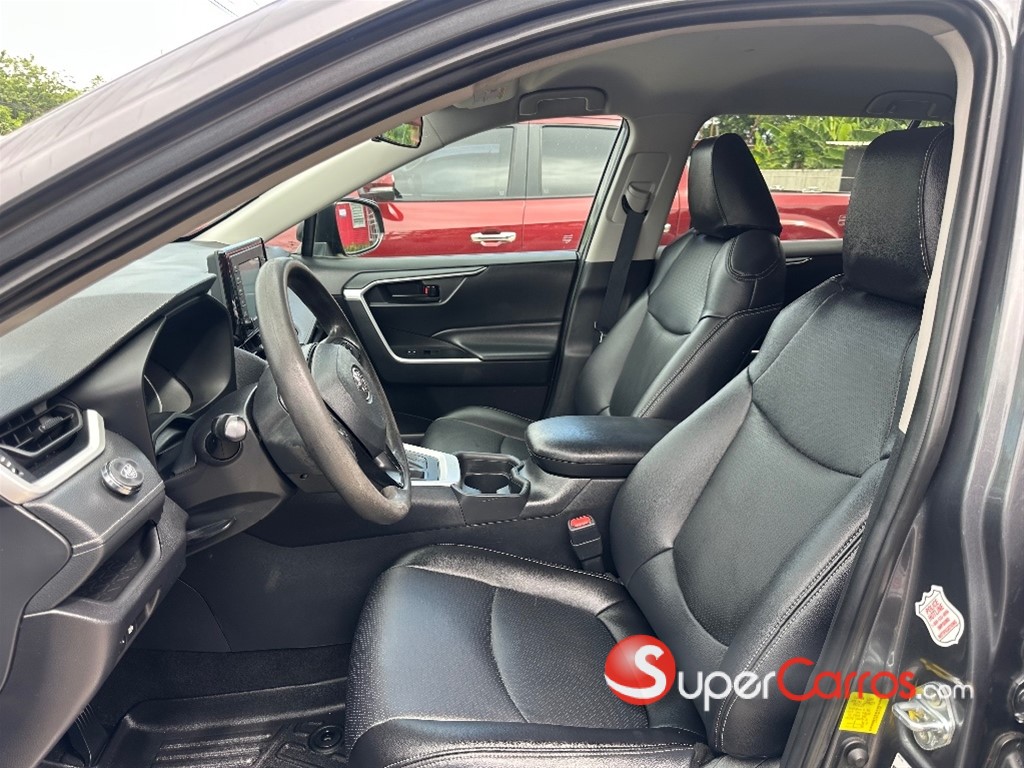 2021 Toyota RAV4 — foto 7 / 11