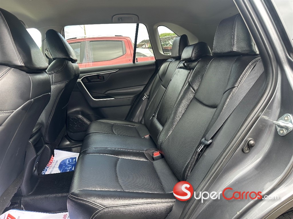 2021 Toyota RAV4 — foto 8 / 11