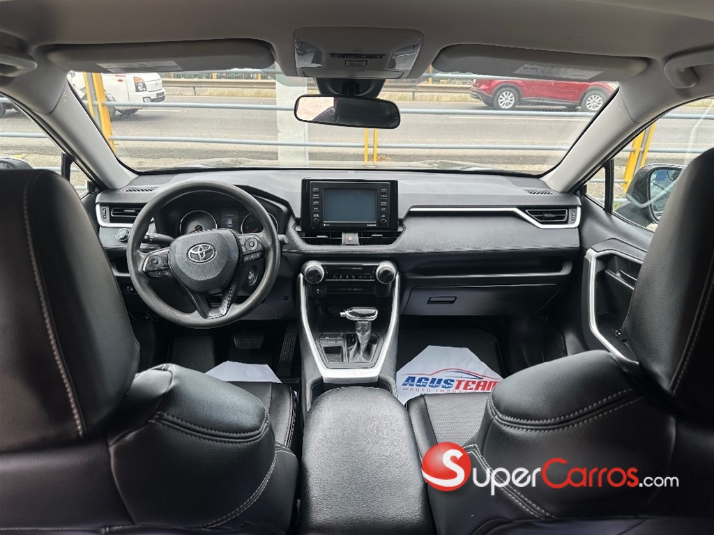 2021 Toyota RAV4 — foto 9 / 11