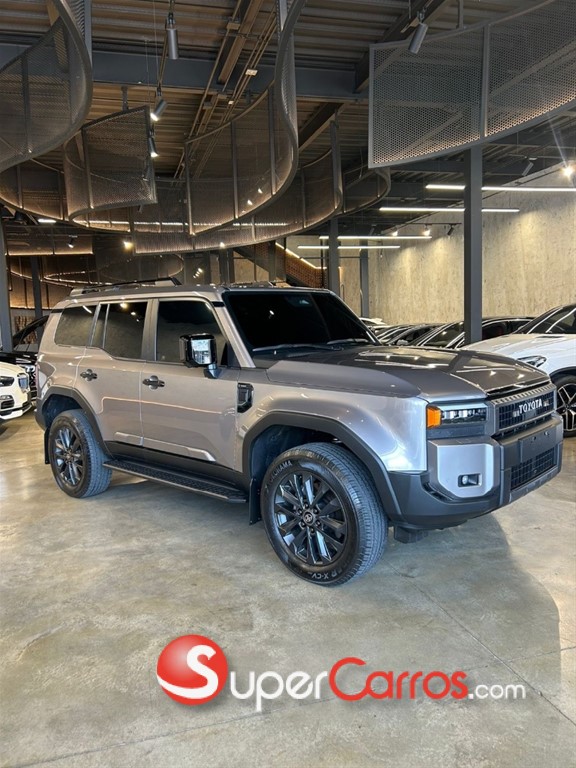 2025 Toyota Land Cruiser Prado Adventure — foto 2 / 12
