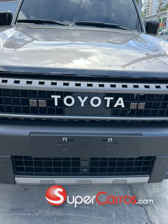 2025 Toyota Land Cruiser Prado Adventure — foto 4 / 12