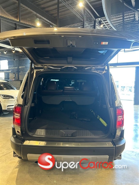 2025 Toyota Land Cruiser Prado Adventure — foto 7 / 12