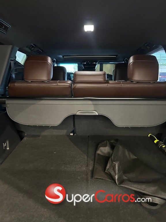 2025 Toyota Land Cruiser Prado Adventure — foto 9 / 12