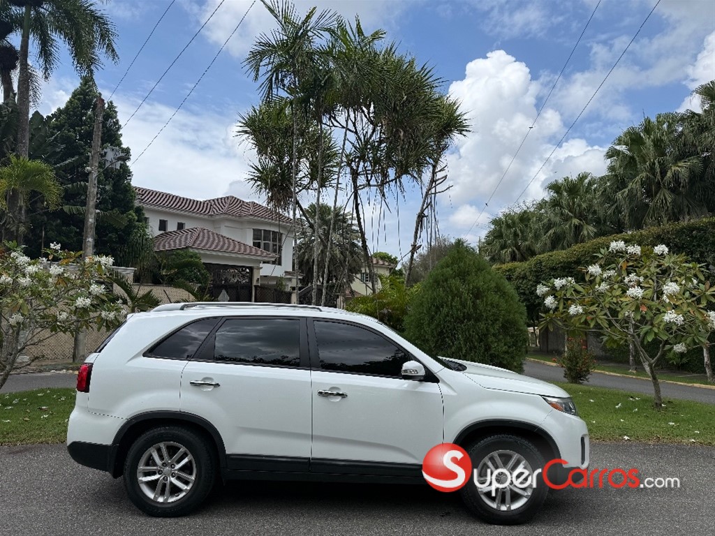 2014 Kia Sorento LX — foto 4 / 10