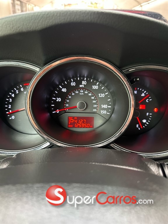 2012 Kia Sorento LX — foto 8 / 8