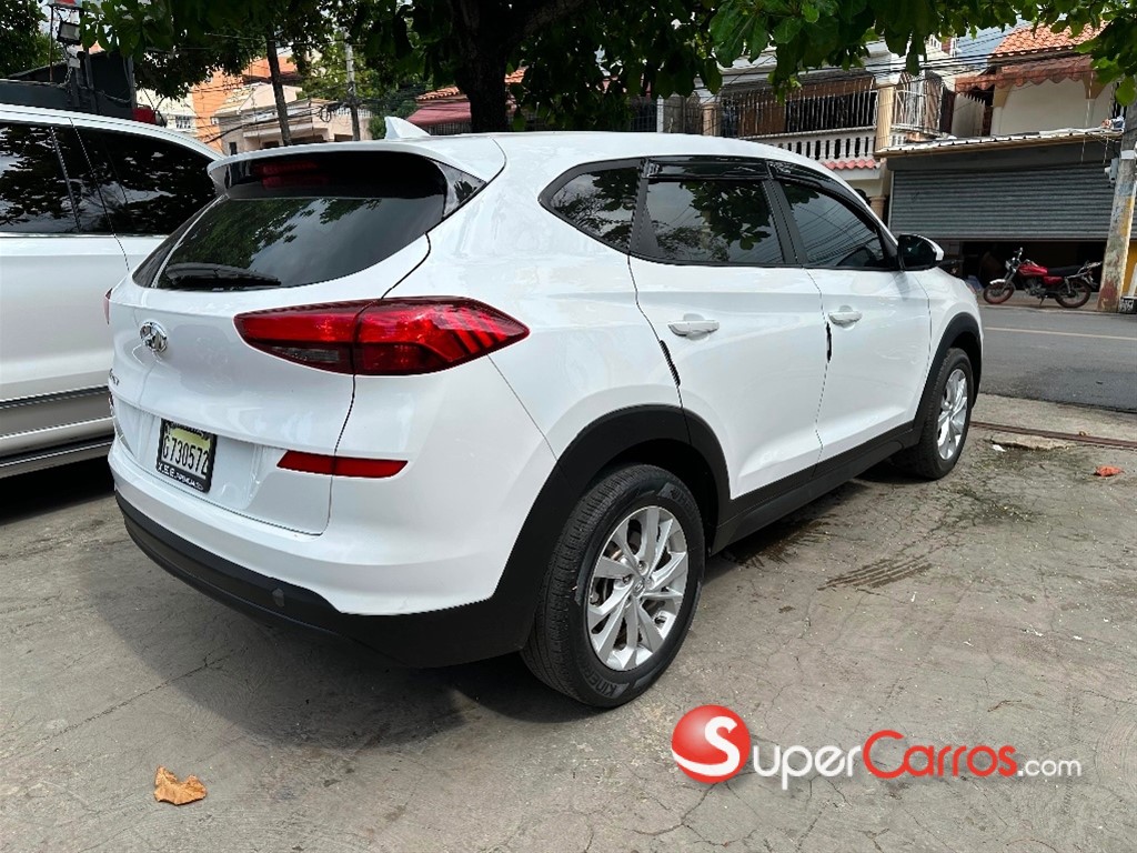 2019 Hyundai Tucson SE — foto 4 / 9