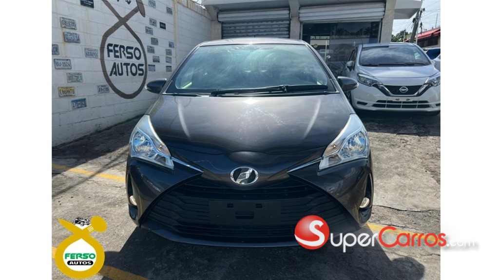 2020 Toyota VITZ — foto 3 / 10