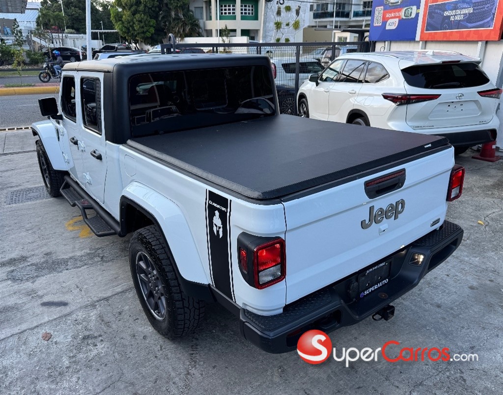 2023 Jeep Gladiator Overland — foto 2 / 12