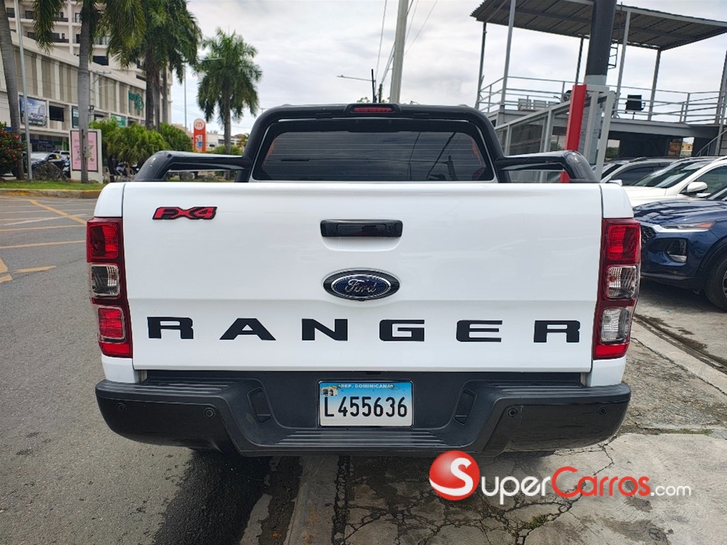 2022 Ford Ranger FX4 — foto 2 / 8